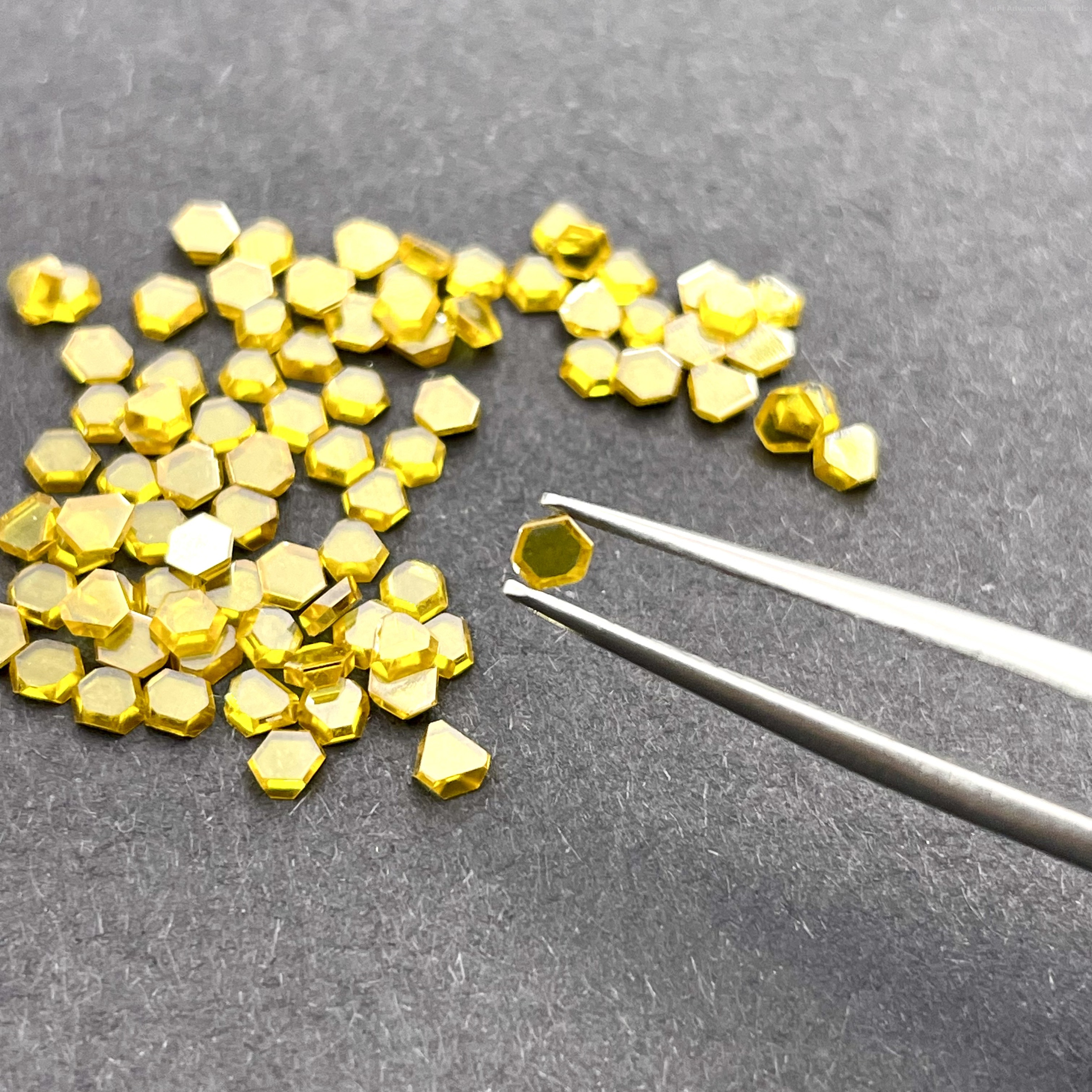 110 111 100 Orientated Single Crystal CVD or HPHT Synthetic Industrial Lab Diamond Surface Polished